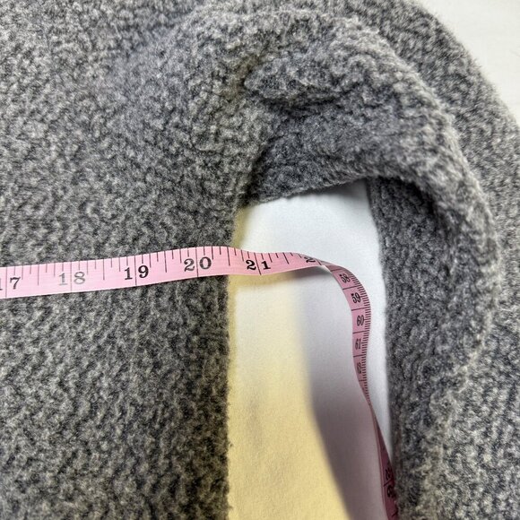 Patagonia Womens Woolyester™ Fleece Pullover Gray Size M Style 26950, EUC - Picture 8 of 11